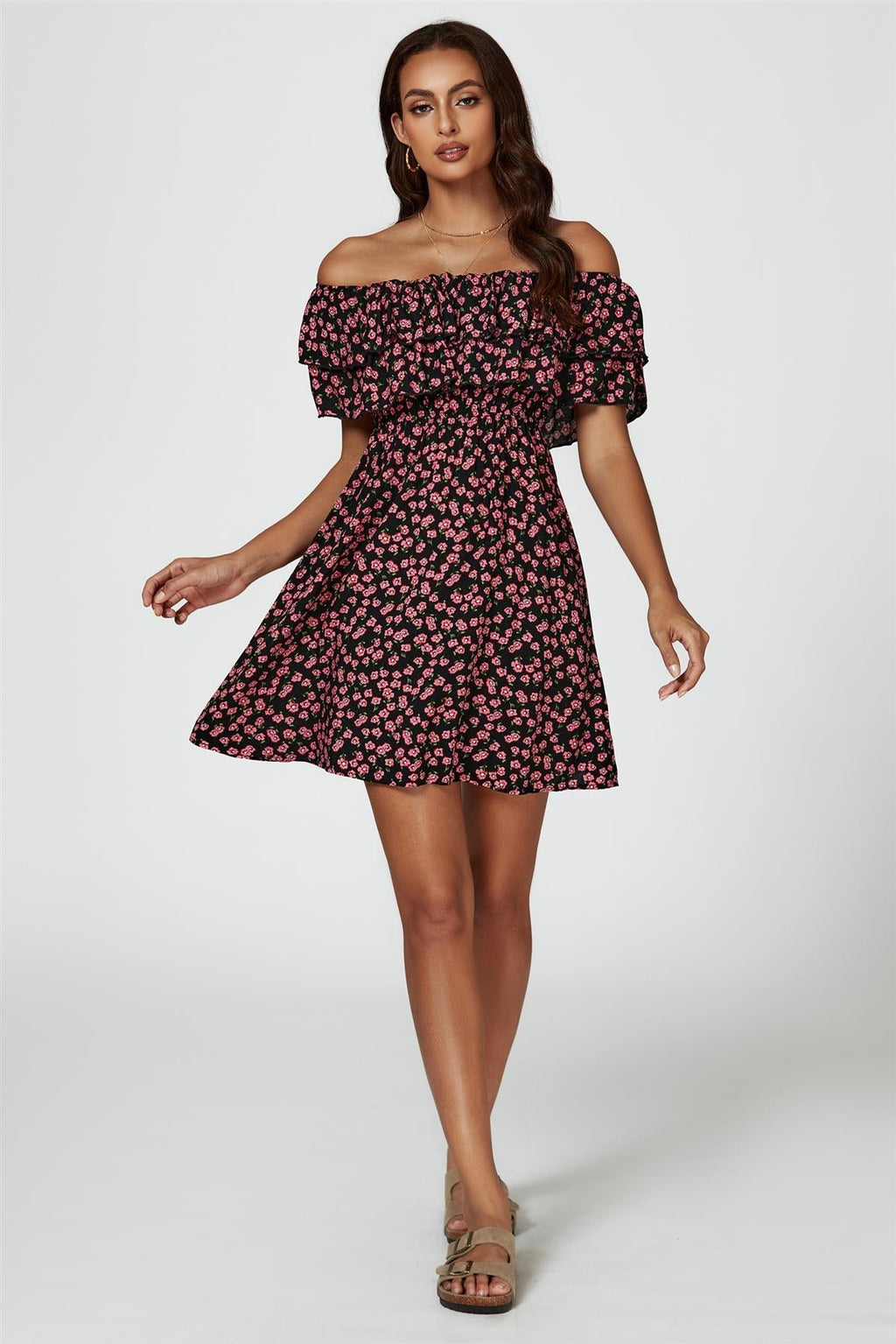Blumendruck Bardot-Rüschen-Minikleid in Schwarz