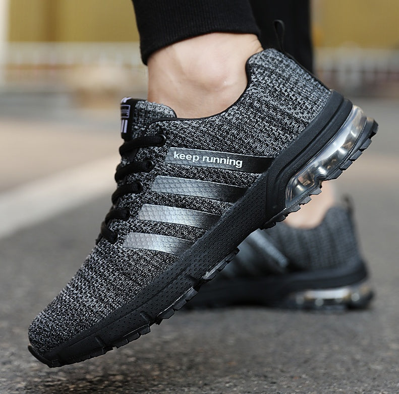 Chaussures de sport couple best-seller Chaussures de course respirantes en mesh pour hommes et femmes en extérieur Chaussures de sport de fitness et de jogging
