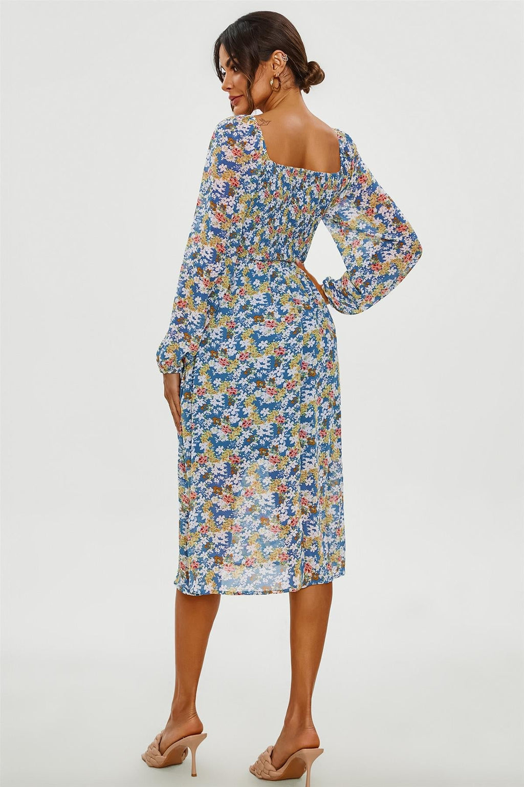 Maxikleid mit Blumenmuster und langen Ärmeln in Blau