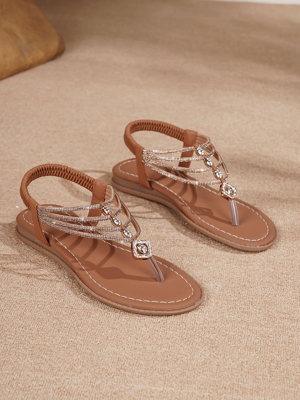 Sandales d'été rétro avec strass, style européen et américain