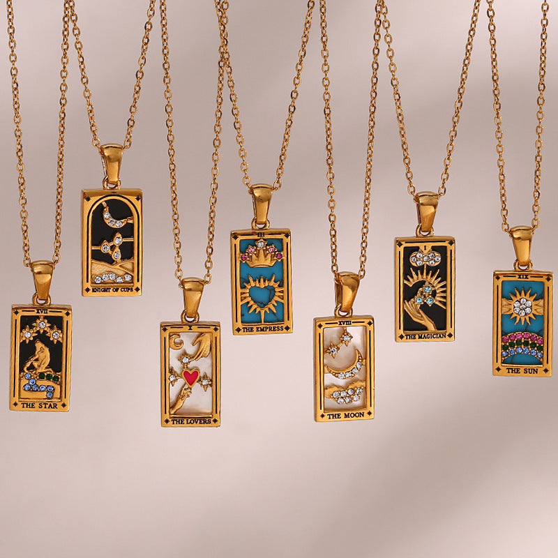 Mode Tarot Halskette mit Strasssteinen, Diamantbesetzter Anhänger, Rechteckige Tropfenhalskette aus Edelstahl, Schmuck
