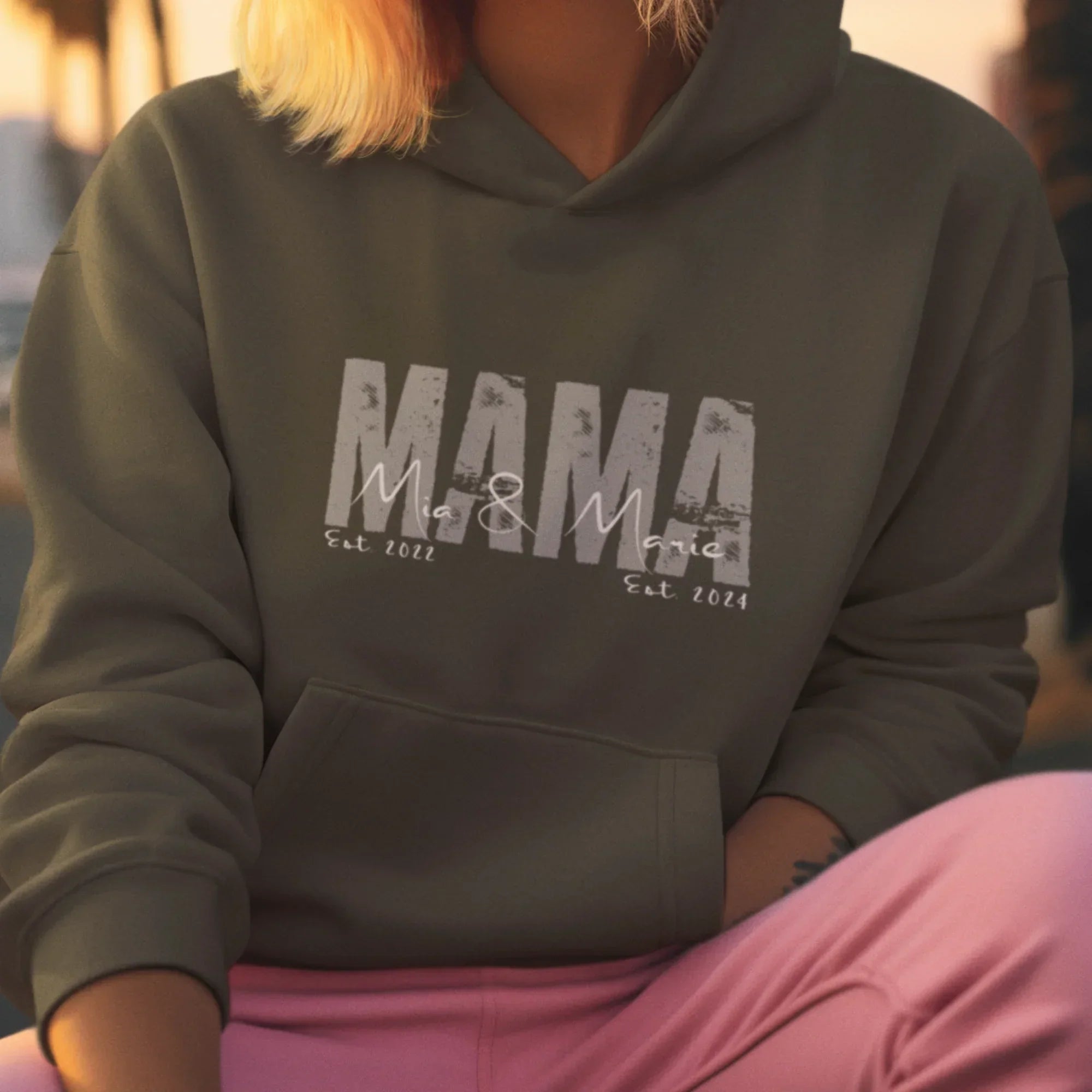 MAMA Hoodie SOLID ROCKS personalisiert