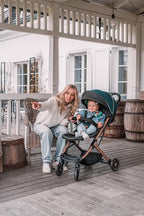 Kinderwagen MoMi ESTELLE ab 6 Monaten (bis 15 kg), klappbarer Kinderwagen mit 5-Punkt-SicherheitsgurtKinderwagen MoMi ESTELLE ab 6 Monaten (bis 15 kg), klappbarer Kinderwagen mit 5-Punkt-Sicherheitsgurt, Einkaufskorb mit Auflappfunktion , Teleskopzuggriff