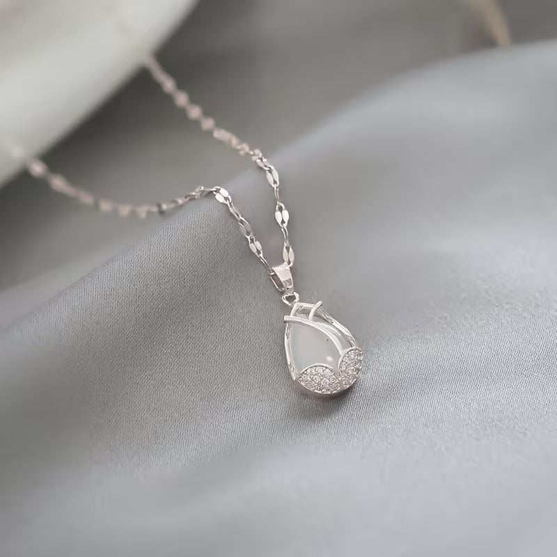 Collier élégant tulipe | Acier inoxydable avec détails en cristaux synthétiques