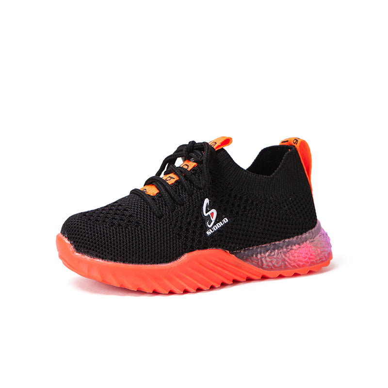 Children's sports shoes
