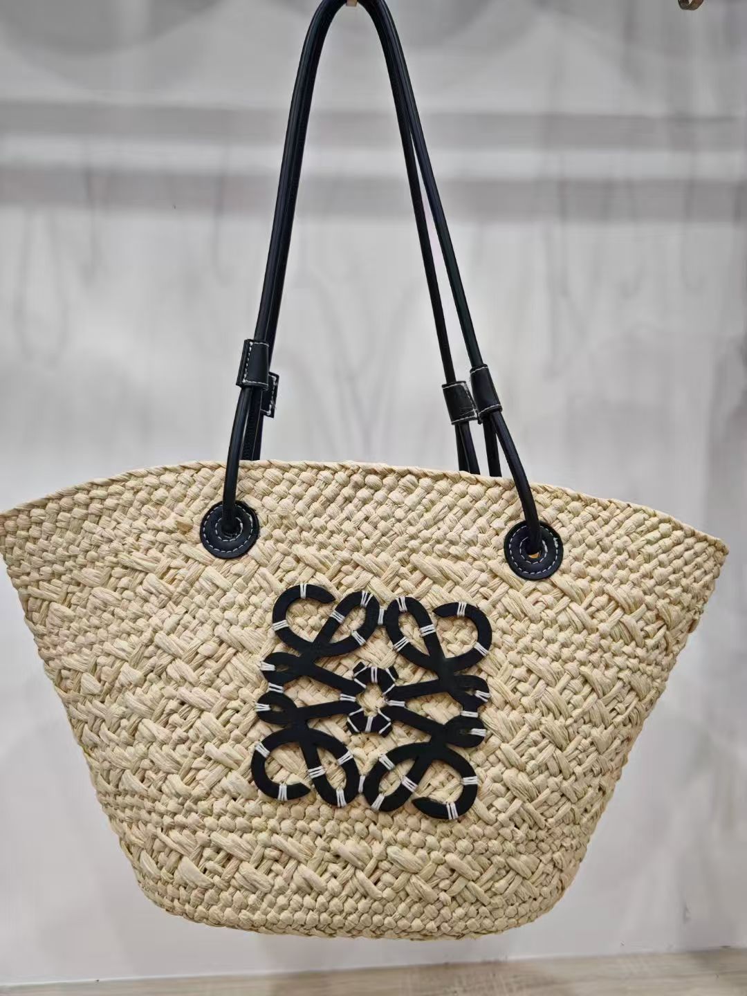 Straw beach bag