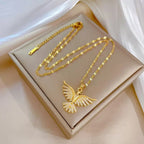 Vielseitiger, vergoldeter Schmuck für Damen