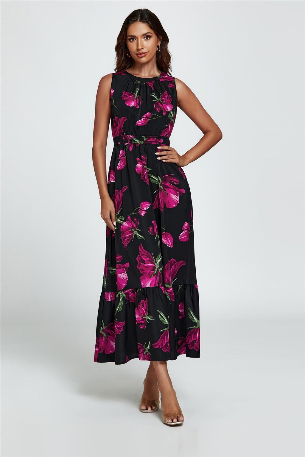 Maxikleid mit Blumenmuster und Neckholder in Schwarz