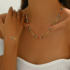 Set aus 2 Halsketten und Armbändern – leicht, luxuriös, stilvoll, modisch, farbenfroh, rund