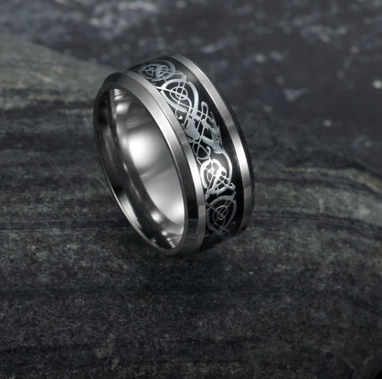 Bague de mariage écaille de basilic Asgard fabriquée à la main