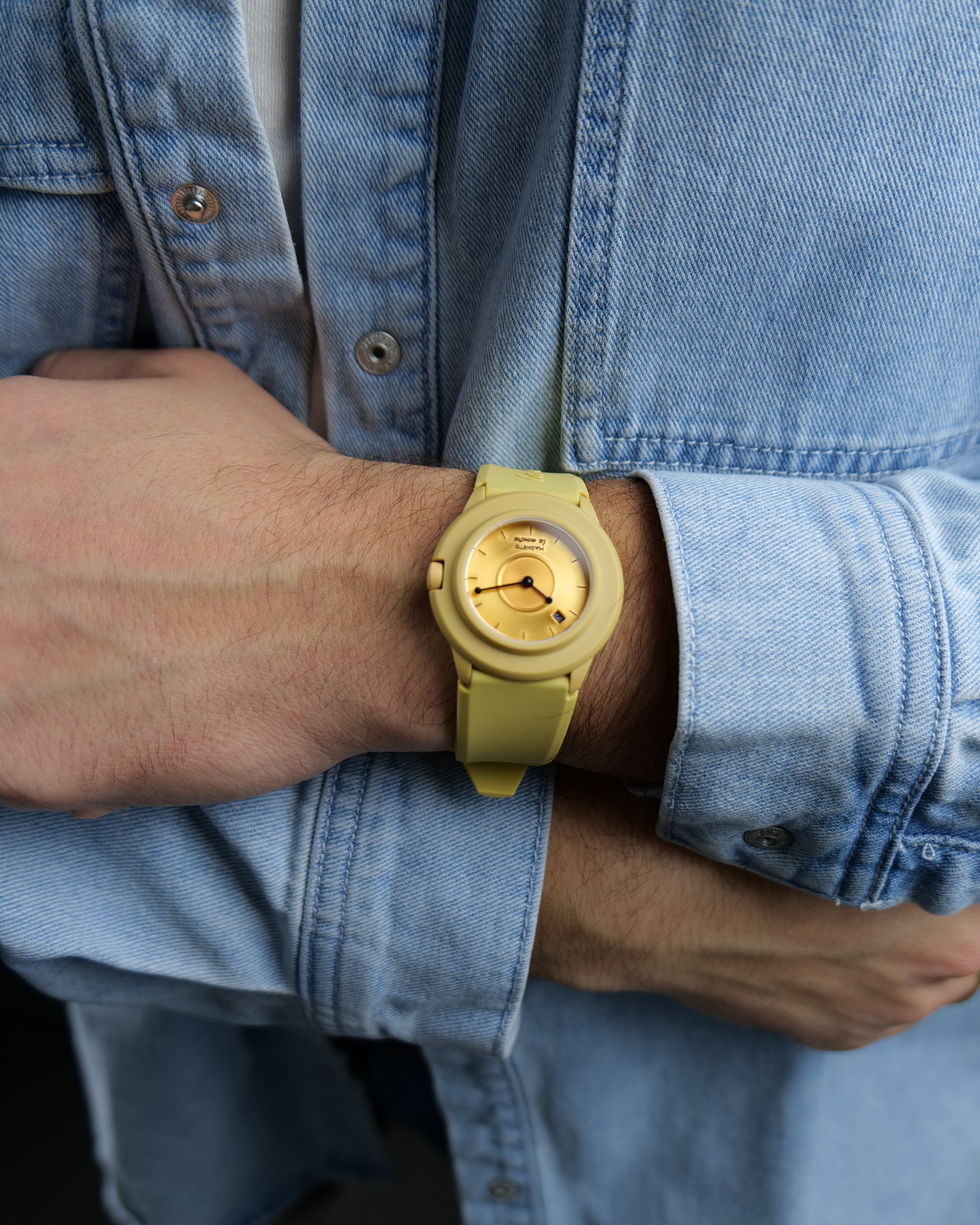 La Montre Yellow