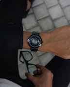 Nexus Black