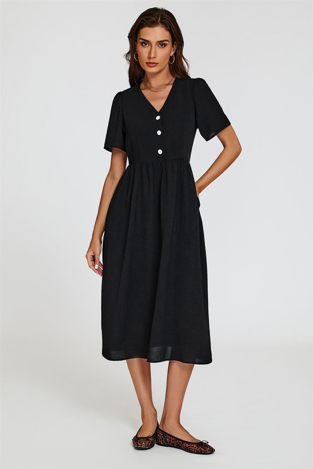 Midi-Kleid mit Knopfleiste in Schwarz