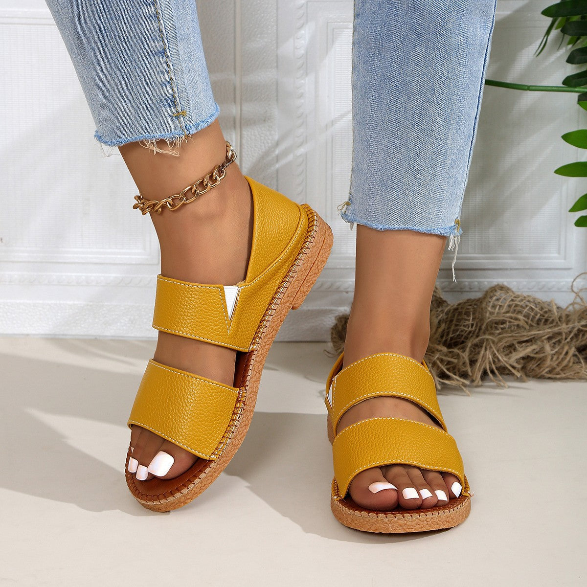 New Fairy-style Flat Soft Soled Sandals