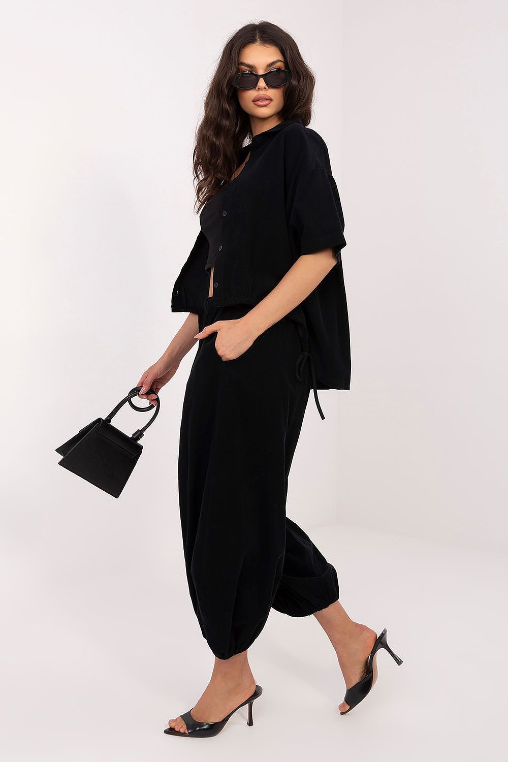 corduroy trousers model 226229 Italy Moda