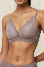  Padded bra model 230248 Triumph 