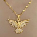 Vielseitiger, vergoldeter Schmuck für Damen