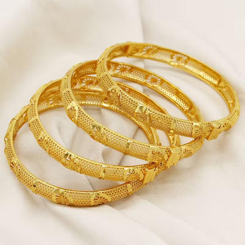 4-teiliges Armbandset aus Kupfer, Dubai, Damen, modisch, klassisch graviert, zum Öffnen