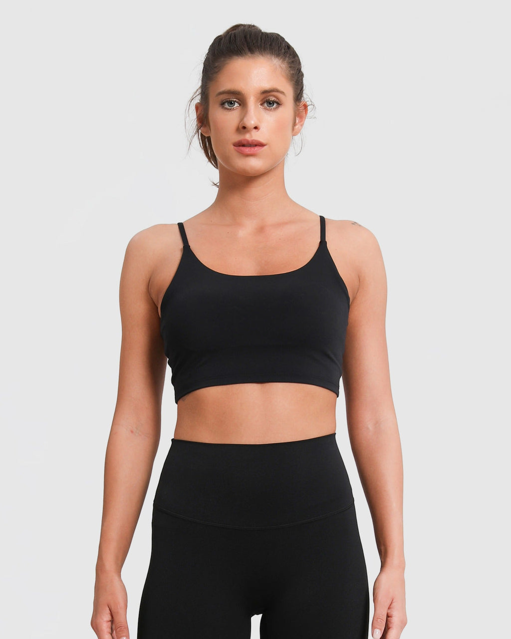 Soutien-gorge de sport à encolure carrée, avec maintien et coussinets amovibles – Noir