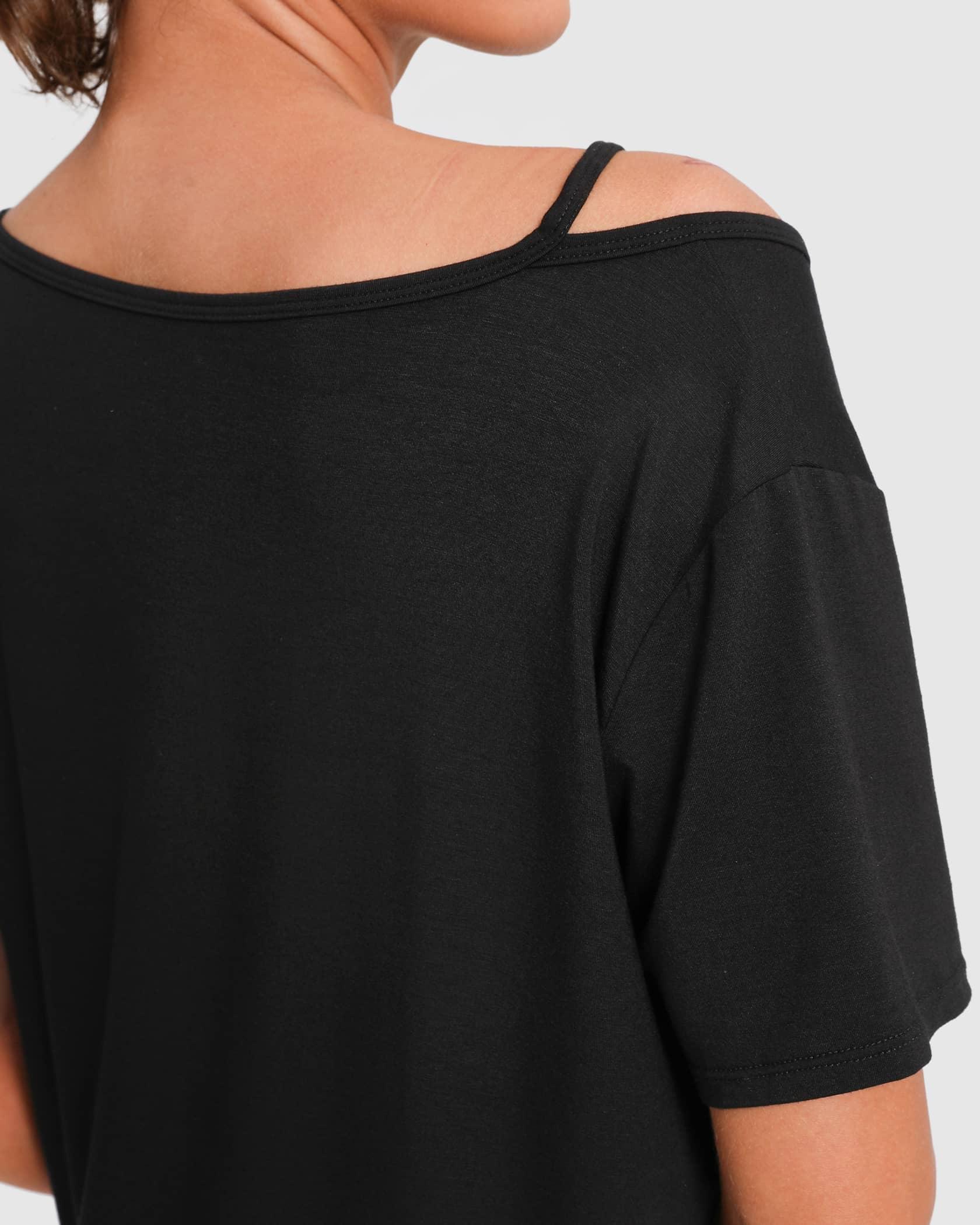 Butter-Soft Shirt mit Cut-Out – Schwarz